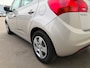 Kia Venga 1.4 CVVT Seven DEALERO-H/CAMERA/NAVI/LAGEKM