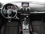 Audi A3 35 TFSI Advance Sport | Stoelverwarming | Carplay | Virtual Cockpit | Half leder | Sportstoelen | Full LED | 18'' | Climate control | Parkeerhulp | Bluetooth | Cruise control | Getint glas | S Line