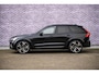 Volvo XC60 2.0 T8 Plug-in hybrid AWD Ultra Black Edition Executive | Luchtvering | 22" | Gelamineerd Glas | Bowers & Wilkins | Stoelmassage & Ventilatie | Stoel & Stuurverwarming | 360 Camera | Pilot Assist | BLIS |