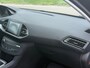 Peugeot 308 SW 1.2 PureTech Style NL AUTO NAP! PANO l NAVI l LED l PDC l AIRCO ECC l CRUISE! TOPSTAAT!