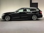 BMW 3-Serie Touring 318i Executive Edition (NL AUTO, DEALER ONDERHOUDEN, PARKEERSENSOREN)