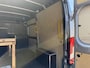 Peugeot Boxer 2.2 BlueHDi 140 PK L2H2 | Facelift model | 1e Eigenaarsauto met 20.500 KM | 3-Zits | Trekhaak 3000 KG | Zakelijk BPM Vrij | Camera | Parkeersensoren | Airco | Laadruimte Betimmering | Cruise Control | Apple Carplay & Android Auto |