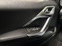 Peugeot 2008 1.2 PureTech Sport (PANORAMADAK, APPLE CARPLAY, NAVIGATIE, CLIMATE, LEDER/ALCANTARA, SPORTSTOELEN, GETINT GLAS, CRUISE, NIEUWE APK, NIEUWSTAAT)