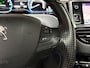 Peugeot 2008 1.2 PureTech Sport (PANORAMADAK, APPLE CARPLAY, NAVIGATIE, CLIMATE, LEDER/ALCANTARA, SPORTSTOELEN, GETINT GLAS, CRUISE, NIEUWE APK, NIEUWSTAAT)