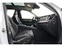 Volvo XC90 2.0 T8 FACELIFT Plug-in hybrid AWD Plus Dark 455pk Panoramadak/Bowers&Wilkins/Luchtvering