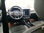Volvo XC40 Recharge Pro | Adaptieve Cruise Control | Panoramadak | Trekhaak | 360° Parkeercamera | Stoel-/Stuurverwarming | Warmtepomp | Donker Getint Glas |