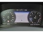 Volvo XC40 2.0 T4 Momentum - Parkeercamera achter - Parkeersensoren voor & achter - Cruise control - Inklapbare trekhaak - 18' LMV