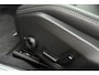 Volvo V90 T8 Plug-in hybrid AWD Ultra Dark | Trekhaak | Panoramadak | Geventileerde Voorstoelen incl. Massagefunctie | Adaptieve Cruise Control | BLIS Dodehoekdetectie | 20'' Lichtmetalen Velgen | 360 Graden Camera