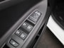 Renault Zoe R110 Life 52 kWh Incl Koopaccu | Climate Control / ECC | Cruise control | Navigatie | LED koplampen | Park Distance Control achter |