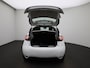 Renault Zoe R110 Life 52 kWh Incl Koopaccu | Climate Control / ECC | Cruise control | Navigatie | LED koplampen | Park Distance Control achter |