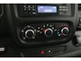 Renault Trafic 2.0 dCi 145PK L1H1 | Marge | Airco | Camera | Navi | 3 Zits | Trekhaak