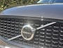 Volvo XC60 2.0 T6 Plug-in hybrid AWD Plus Dark | Panoramadak | 360 camera | Trekhaak | Stoel/Stuur Verwarming |