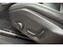 Volvo XC90 T8 Plug-in hybrid AWD Ultra Dark | Trekhaak | Panoramadak | Geventileerde Voorstoelen incl. Massagefunctie | Adaptieve Cruise Control | BLIS Dodehoekdetectie | 21'' Lichtmetalen Velgen | 360 Graden Camera