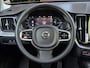 Volvo XC60 2.0 T6 Plug-in hybrid AWD R-Design | Trekhaak | Pano | HUD | Memory | Pilot Assist | Harman/Kardon