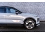 Volvo EX30 Cross Country Twin Motor Performance Ultra 69 kWh AWD | Google | Adaptieve Cruise Control | Harman Kardon Audio | 360 Camera | Panoramadak | Elektrische stoelen | Keyless | Extra Getint Glas achter | Dodehoekdetectie | Elek. Achterklep | 19" LM