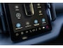 Volvo EX30 Cross Country Twin Motor Performance Ultra 69 kWh AWD | Google | Adaptieve Cruise Control | Harman Kardon Audio | 360 Camera | Panoramadak | Elektrische stoelen | Keyless | Extra Getint Glas achter | Dodehoekdetectie | Elek. Achterklep | 19" LM