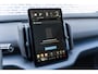 Volvo EX30 Cross Country Twin Motor Performance Ultra 69 kWh AWD | Google | Adaptieve Cruise Control | Harman Kardon Audio | 360 Camera | Panoramadak | Elektrische stoelen | Keyless | Extra Getint Glas achter | Dodehoekdetectie | Elek. Achterklep | 19" LM