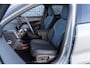 Volvo EX30 Cross Country Twin Motor Performance Ultra 69 kWh AWD | Google | Adaptieve Cruise Control | Harman Kardon Audio | 360 Camera | Panoramadak | Elektrische stoelen | Keyless | Extra Getint Glas achter | Dodehoekdetectie | Elek. Achterklep | 19" LM