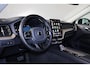 Volvo XC60 T6 Recharge AWD Plus Bright - Panorama/schuifdak - IntelliSafe Assist & Surround - 360º Camera - Harman/Kardon audio - Adaptieve LED koplampen - Verwarmde voorstoelen, stuur & achterbank - Parkeersensoren voor & achter - Elektr. bedienb. voorstoelen met geheugen - Head up display - Draadloze tel. lader - Extra getint glas - 19' LMV