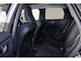 Volvo XC60 T6 Recharge AWD Plus Bright - Panorama/schuifdak - IntelliSafe Assist & Surround - 360º Camera - Harman/Kardon audio - Adaptieve LED koplampen - Verwarmde voorstoelen, stuur & achterbank - Parkeersensoren voor & achter - Elektr. bedienb. voorstoelen met geheugen - Head up display - Draadloze tel. lader - Extra getint glas - 19' LMV