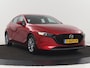 Mazda 3 2.0 e-SkyActiv-X M Hybrid 186 Comfort | Stoelverwarming | Head-Up | Adaptive cruise | Carplay | Camera | Full LED | Navigatie | Climate control | Stuurverwarming | Side Assist