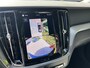 Volvo V60 T6 Plug-in hybrid AWD Plus Dark | Blis | Keyless | 360 camera | Trekhaak | Stoel en Stuur verwarming |