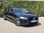 Volvo V60 T6 Plug-in hybrid AWD Plus Dark | Blis | Keyless | 360 camera | Trekhaak | Stoel en Stuur verwarming |
