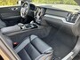 Volvo V60 T6 Plug-in hybrid AWD Plus Dark | Blis | Keyless | 360 camera | Trekhaak | Stoel en Stuur verwarming |