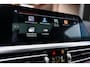 BMW 3-Serie 318i Business Edition M-Pakket|Pano|Camera|Carplay|