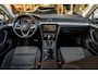 Volkswagen Passat 1.5 TSI R-Line|Camera|Acc|Lane-Assist|Keyless-Entry|