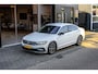 Volkswagen Passat 1.5 TSI R-Line|Camera|Acc|Lane-Assist|Keyless-Entry|