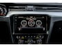 Volkswagen Passat 1.5 TSI R-Line|Camera|Acc|Lane-Assist|Keyless-Entry|