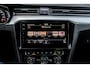 Volkswagen Passat 1.5 TSI R-Line|Camera|Acc|Lane-Assist|Keyless-Entry|