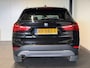BMW X1 SDrive18i Centennial High Executive (STOELVERWARMING, CRUISE, NAVI, PARKEERSENSOREN)