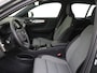 Volvo XC40 B4 Plus Dark | Trekhaak | Dodehoekdetectie | Harman/Kardon |