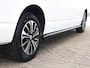 Volkswagen Transporter 2.0 TDI 150pk DC Bulli Automaat | Dubbele schuifdeur | Navigatie | Airco | ACC | LED | Camera | App connect |DAB+ | PDC | Glaslook panelen | 17" Lm velgen | Mat zwart Sidebars | betimmering |