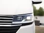 Volkswagen Transporter 2.0 TDI 150pk DC Bulli Automaat | Dubbele schuifdeur | Navigatie | Airco | ACC | LED | Camera | App connect |DAB+ | PDC | Glaslook panelen | 17" Lm velgen | Mat zwart Sidebars | betimmering |