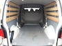 Volkswagen Transporter 2.0 TDI 150pk DC Bulli Automaat | Dubbele schuifdeur | Navigatie | Airco | ACC | LED | Camera | App connect |DAB+ | PDC | Glaslook panelen | 17" Lm velgen | Mat zwart Sidebars | betimmering |