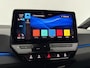 Volkswagen ID.3 58KWH First Black Edition | Snelladen | SOH 92% | Virtual | Sfeer | Adap. Cruise | Trekhaak | Carplay | Parkeersens.