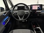Volkswagen ID.3 58KWH First Black Edition | Snelladen | SOH 92% | Virtual | Sfeer | Adap. Cruise | Trekhaak | Carplay | Parkeersens.