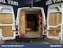 Renault Master 2.3 dCi 136pk L2H2 Euro6 Airco | Camera | Cruisecontrol | 2500kg Trekhaak | Parkeersensoren Bijrijdersbank