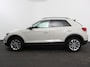Volkswagen T-Roc 1.0 TSI Life Digitale Cockpit Navigatie Apple Carplay/Android Auto Adaptive Cruise control Parkeer sensoren Lichtmetalen Velgen 16" Extra Getint glas