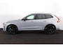 Volvo XC60 T6 Recharge AWD Plus Black Edition - Panorama/schuifdak - IntelliSafe Assist & Surround - 360º Camera - Harman Kardon audio - Adaptieve LED koplampen - Verwarmde voorstoelen, stuur & achterbank - Parkeersensoren voor & achter - Elektr. bedienb. voorstoelen met geheugen - Head up display - Draadloze tel. lader - Extra getint glas - 21' LMV