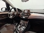 BMW 2-Serie Active Tourer 220i Luxury - Automaat - Navi / Camera / Bluetooth