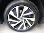 Volkswagen Golf 1.4 eHybrid Style Headup | Digidash | Velours | Full LED | NL auto | 1e eig.