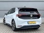 Volkswagen ID.3 204pk First Plus 58 kWh | SoH 94% | Steunhaak | Camera