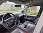 Volkswagen Touareg 3.6 V6 Highline 4WD AUT NAVI PSENOR LEDER 2 X SLEUTELS