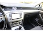 Volkswagen Passat Variant 1.4 TSI Business Edition 2015 Navi