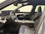 Peugeot 5008 1.2 Hybrid 136pk Allure Automaat | Navigatie | Cruise control | Climate control | LED | Parkeersensoren | Camera | Apple Carplay/ Android Auto | Radio
