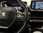 Peugeot 208 1.2 PureTech Allure | Camera | Carplay | Virtual | Trekhaak | Cruise | Navi